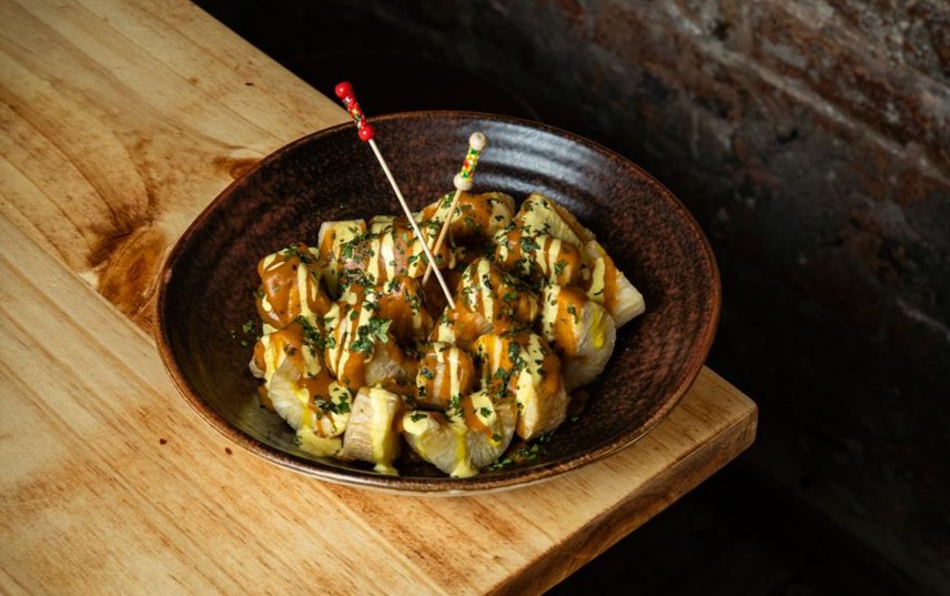 YUCAS BRAVAS